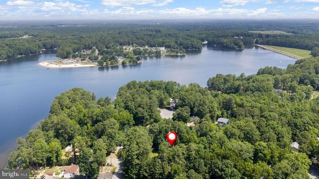 71 LAKE CAROLINE DR, Ruther Glen, VA 22546