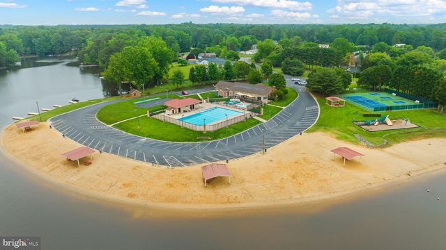 71 LAKE CAROLINE DR, Ruther Glen, VA 22546