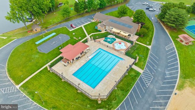 71 LAKE CAROLINE DR, Ruther Glen, VA 22546