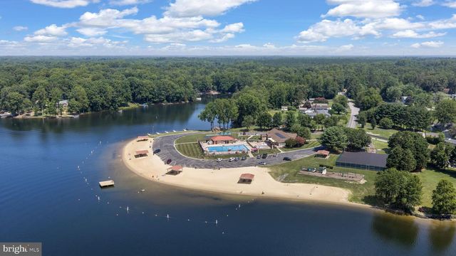 71 LAKE CAROLINE DR, Ruther Glen, VA 22546