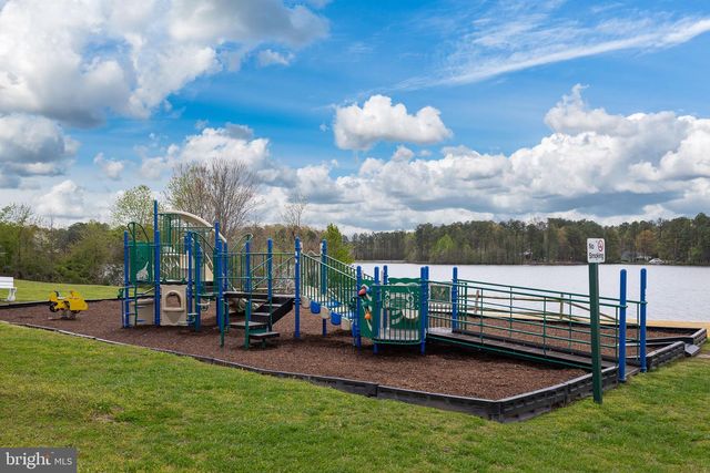 71 LAKE CAROLINE DR, Ruther Glen, VA 22546