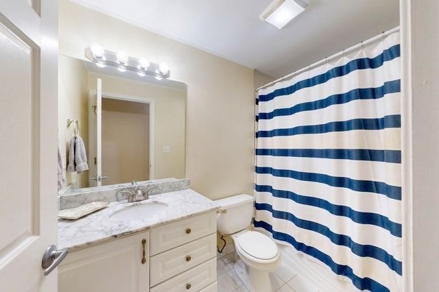 110 Coolidge Hill Rd 4, Watertown, MA 02472