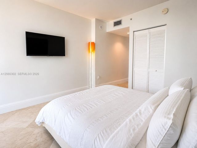6365 Collins Avenue 802, Miami Beach, FL 33141
