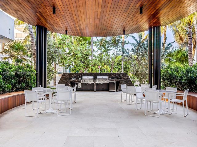 6365 Collins Avenue 802, Miami Beach, FL 33141