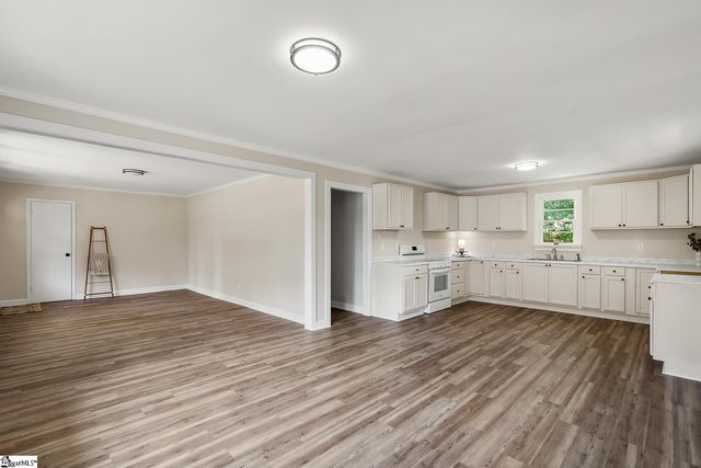 203 Maple Park Drive, Williamston, SC 29697