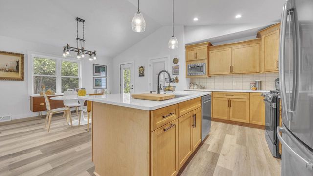 718 Pershing AVENUE, Sheboygan, WI 53083