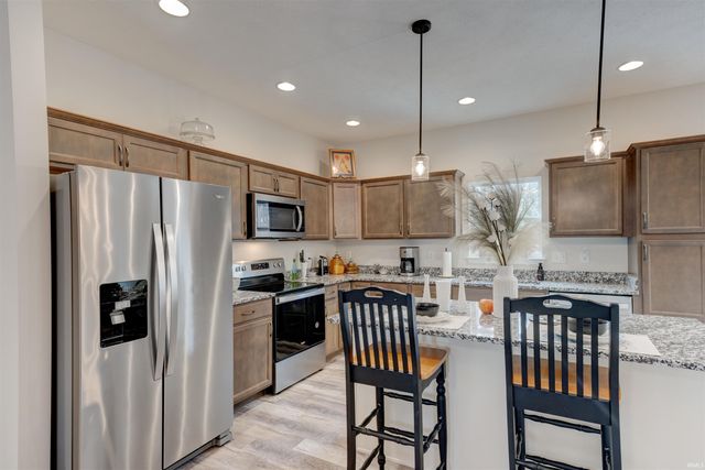 1911 S A Street, Jasper, IN 47546