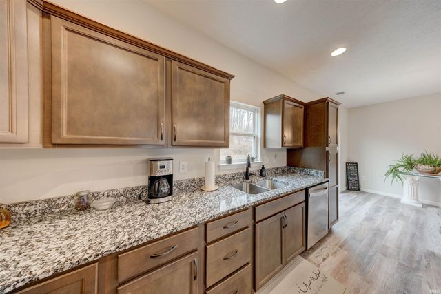 1911 S A Street, Jasper, IN 47546