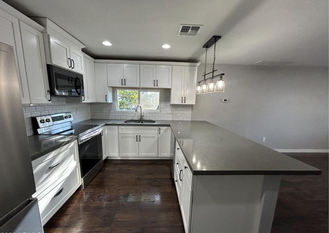 1117 W 9th Street, Tempe, AZ 85281
