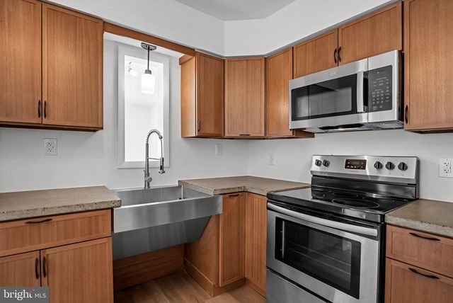164 SHREVE ST, Mount Holly, NJ 08060
