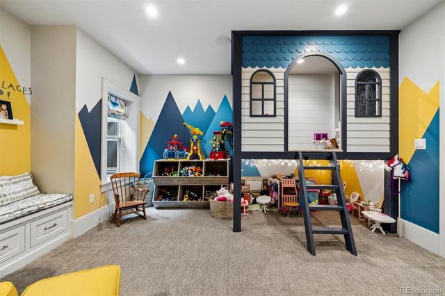 816 S Medea Way, Denver, CO 80209