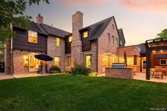 816 S Medea Way, Denver, CO 80209