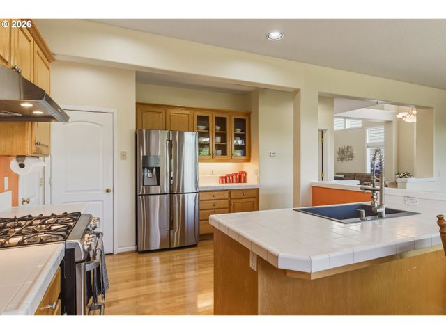 17732 Nw PIONEER Rd, Beaverton, OR 97006