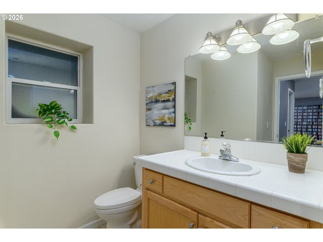 17732 Nw PIONEER Rd, Beaverton, OR 97006