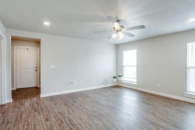 412 E 30th Street, Wolfforth, TX 79382