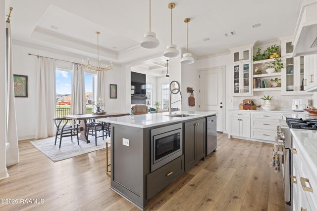 300 Queenstown Avenue, Youngsville, LA 70592