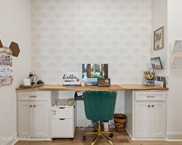 300 Queenstown Avenue, Youngsville, LA 70592