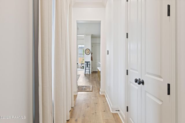 300 Queenstown Avenue, Youngsville, LA 70592