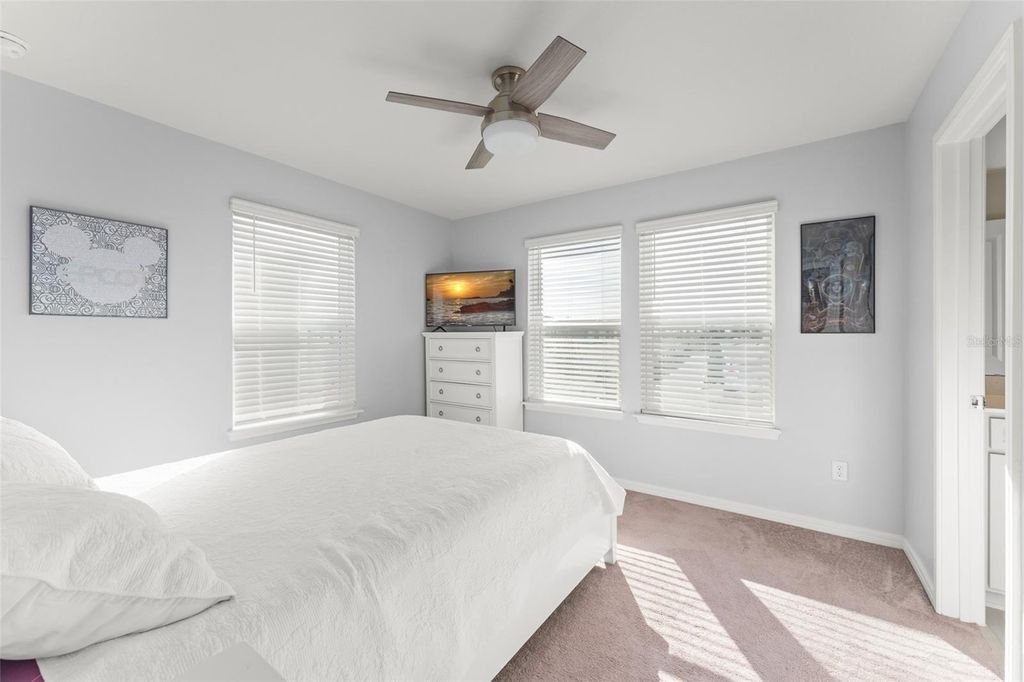 Image 20 of property listing at 10438 FOLLY BEACH ROAD, Orlando, FL 32827