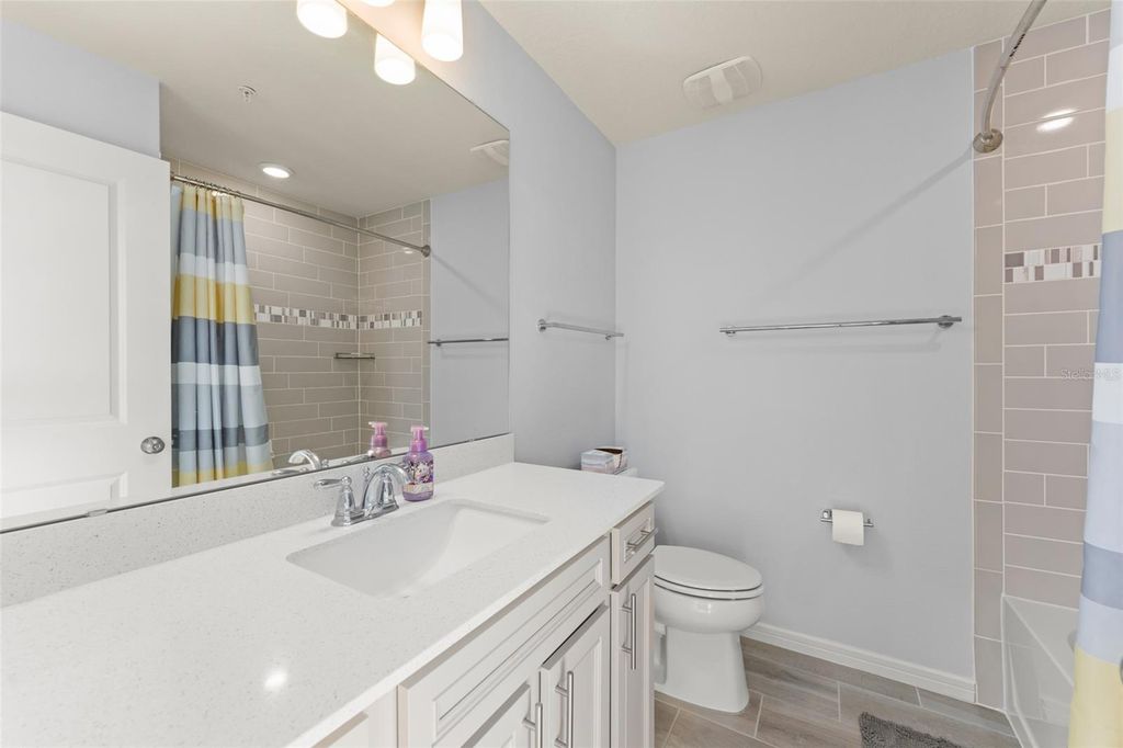 Image 22 of property listing at 10438 FOLLY BEACH ROAD, Orlando, FL 32827