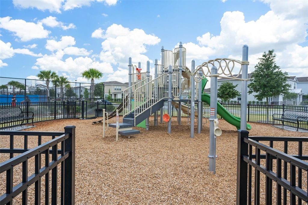 Image 36 of property listing at 10438 FOLLY BEACH ROAD, Orlando, FL 32827