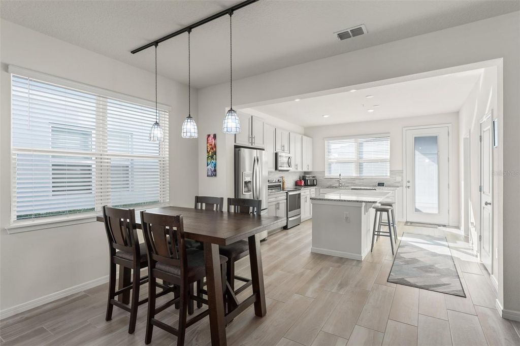 Image 8 of property listing at 10438 FOLLY BEACH ROAD, Orlando, FL 32827