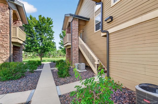 2852 W Centennial Drive E, Littleton, CO 80123