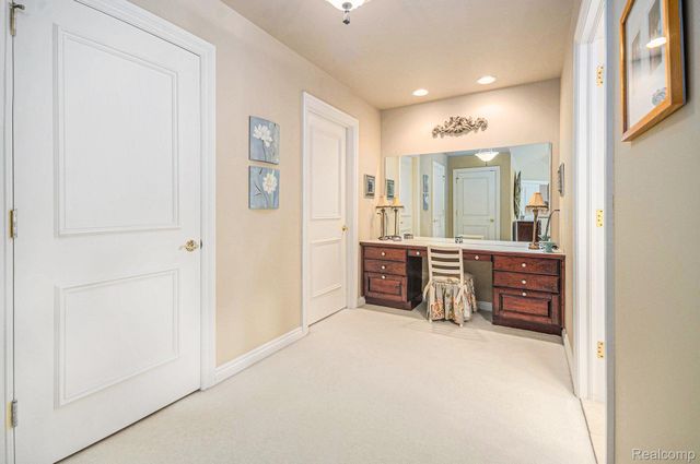 4831 Goodison Place Drive, Oakland Charter Township, MI 48306
