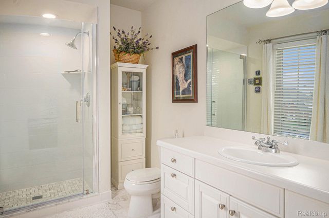 4831 Goodison Place Drive, Oakland Charter Township, MI 48306