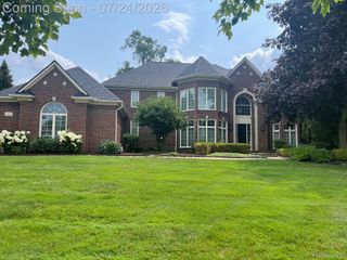 4831 Goodison Place Drive, Oakland Charter Township, MI 48306