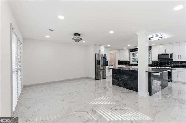 2281 FOX HOUND Parkway, Marietta, GA 30062