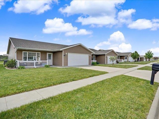 713 Spruce Drive, Independence, IA 50644
