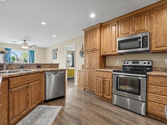 713 Spruce Drive, Independence, IA 50644
