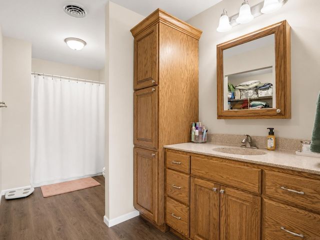 713 Spruce Drive, Independence, IA 50644