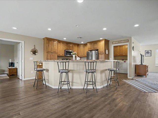 713 Spruce Drive, Independence, IA 50644