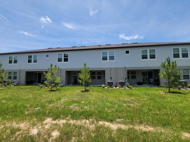 3328 LAPIS LAKE DRIVE, Zephyrhills, FL 33541