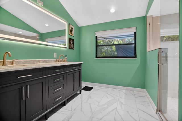 622 Mariners Way, Boynton Beach, FL 33435