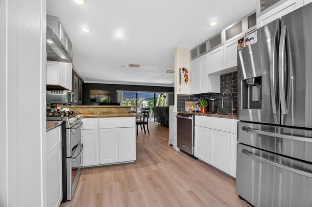 622 Mariners Way, Boynton Beach, FL 33435