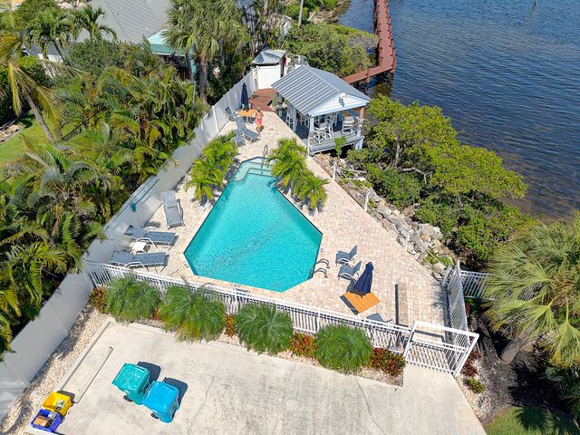 622 Mariners Way, Boynton Beach, FL 33435