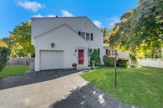 393 Upper Haig Avenue, Stamford, CT 06907