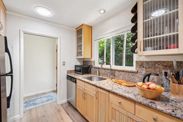 55 Asilomar Circle, Oakland, CA 94611