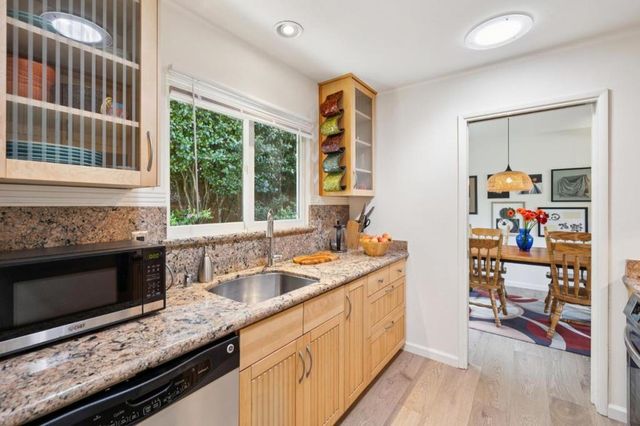 55 Asilomar Circle, Oakland, CA 94611