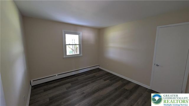 1229 South Fountain Street, Allentown City, PA 18103