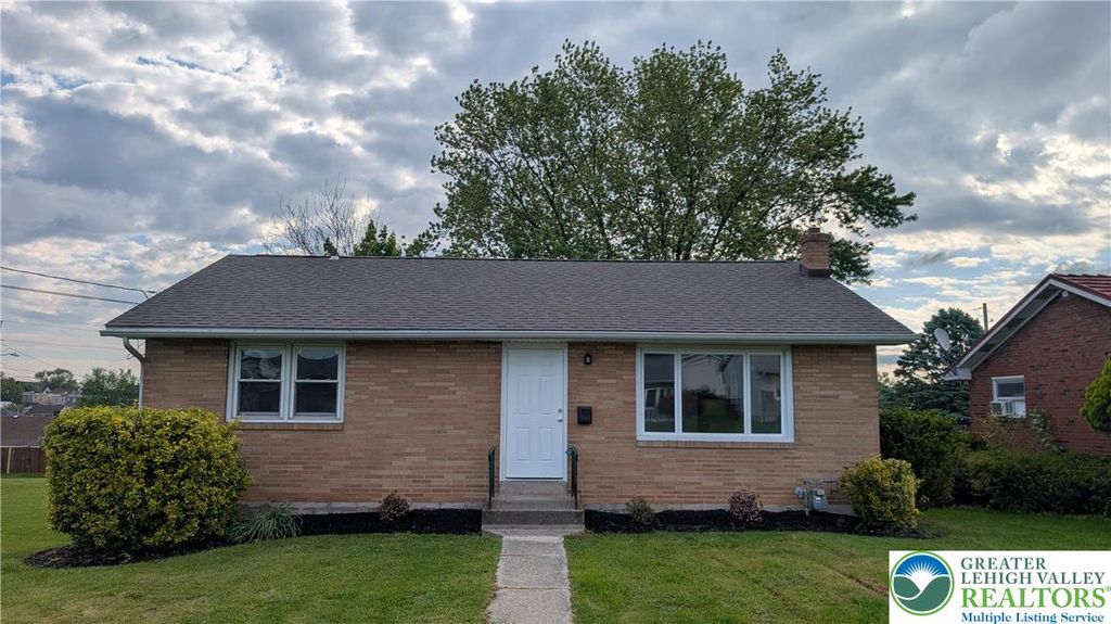 1229 South Fountain Street, Allentown City, PA 18103