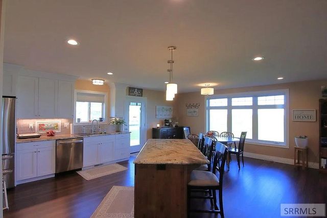 1184 N 1325 E, Shelley, ID 83274