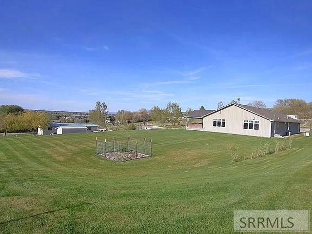 1184 N 1325 E, Shelley, ID 83274