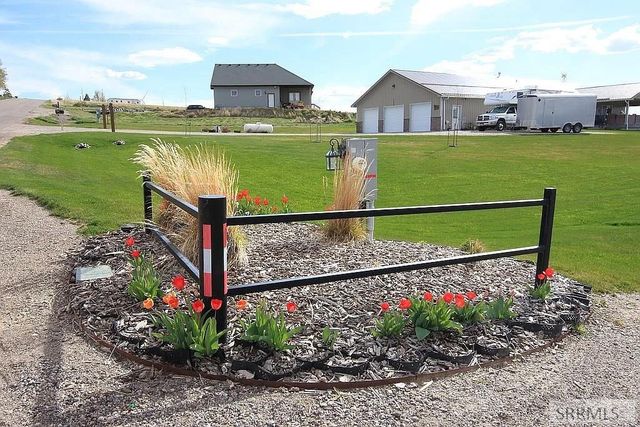 1184 N 1325 E, Shelley, ID 83274