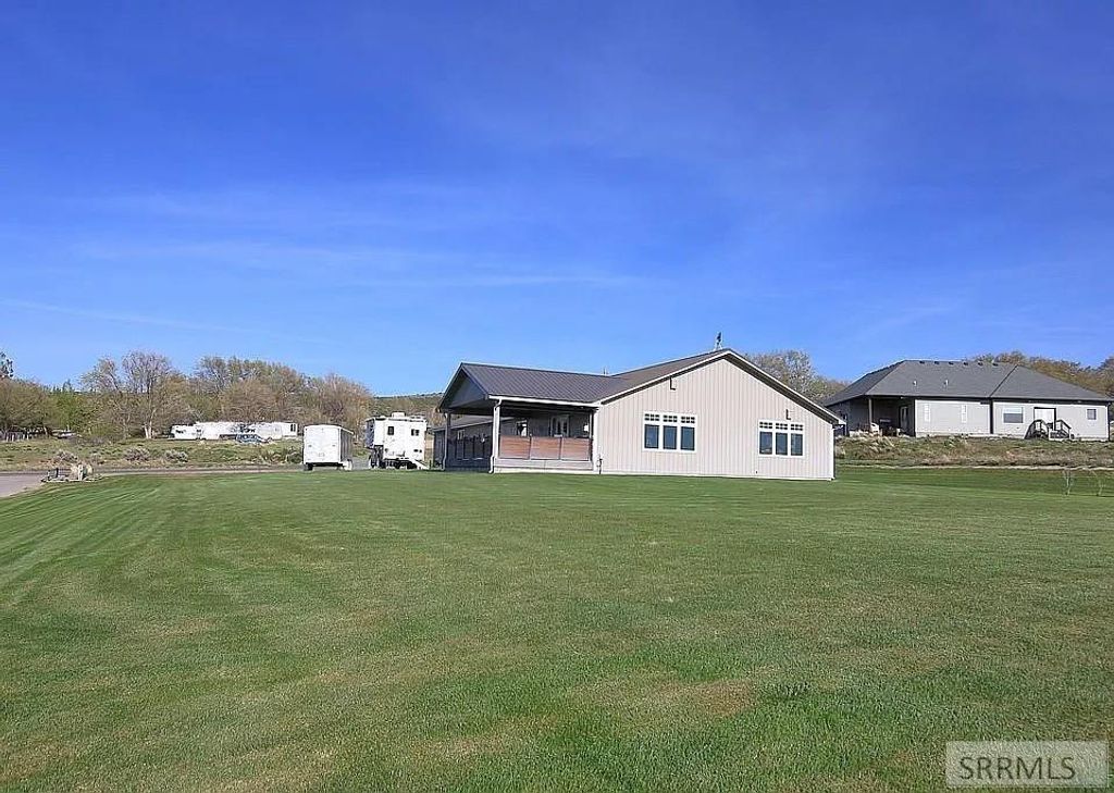 Image 39 of property listing at 1184 N 1325 E, Shelley, ID 83274