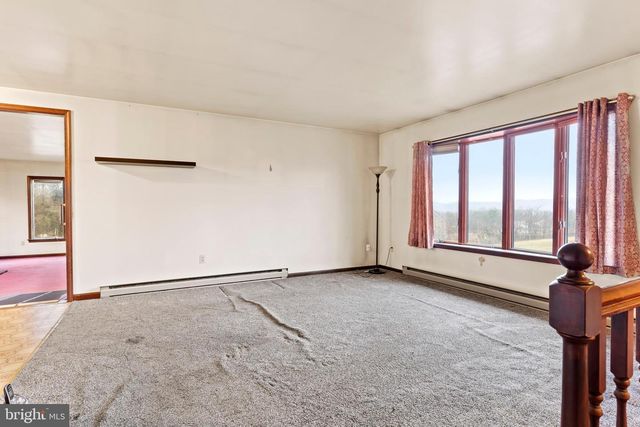 48 RED HILL RD, Newport, PA 17074