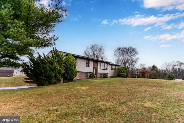 48 RED HILL RD, Newport, PA 17074